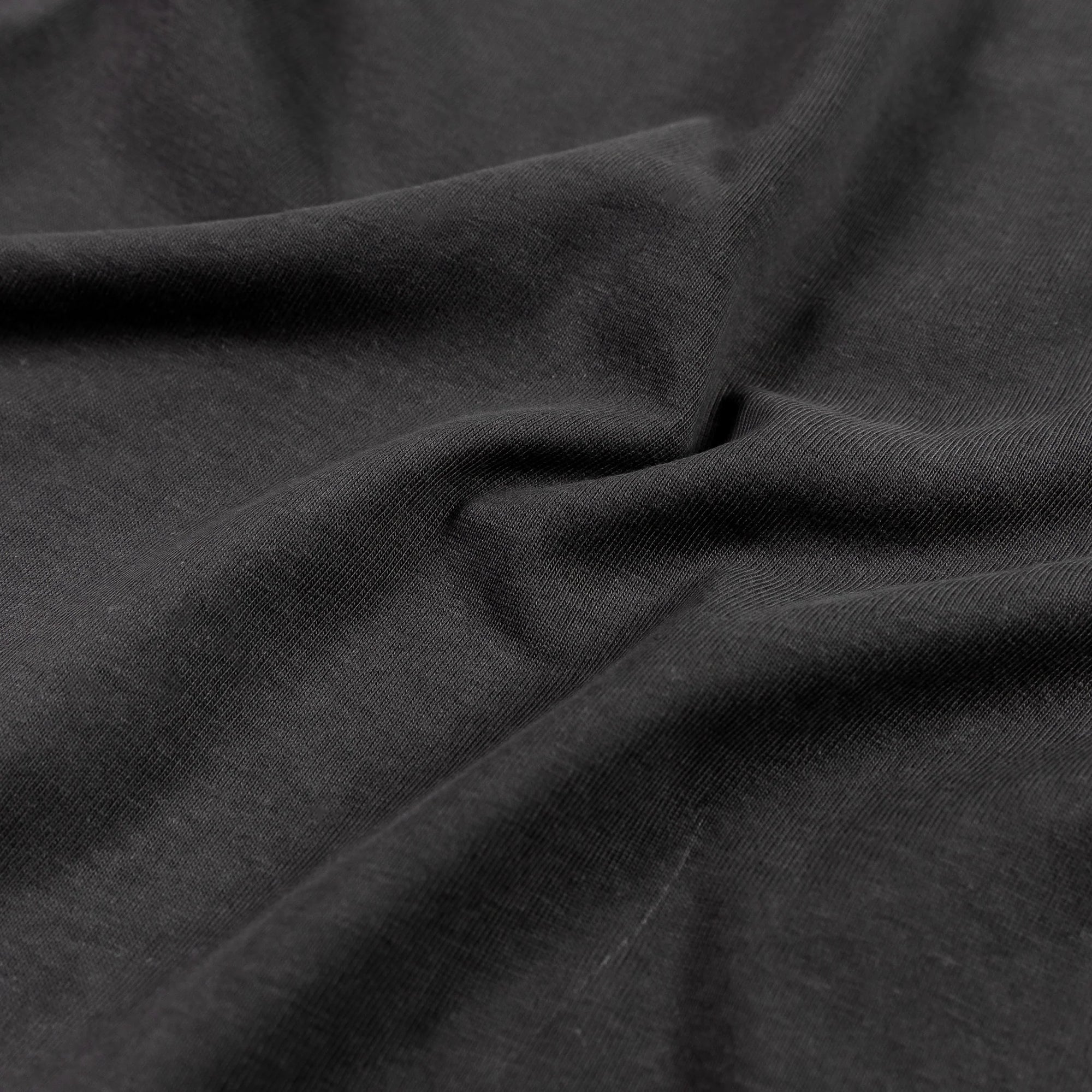 CHASE DREAMS TEE – FLY BEYOND LIMITS